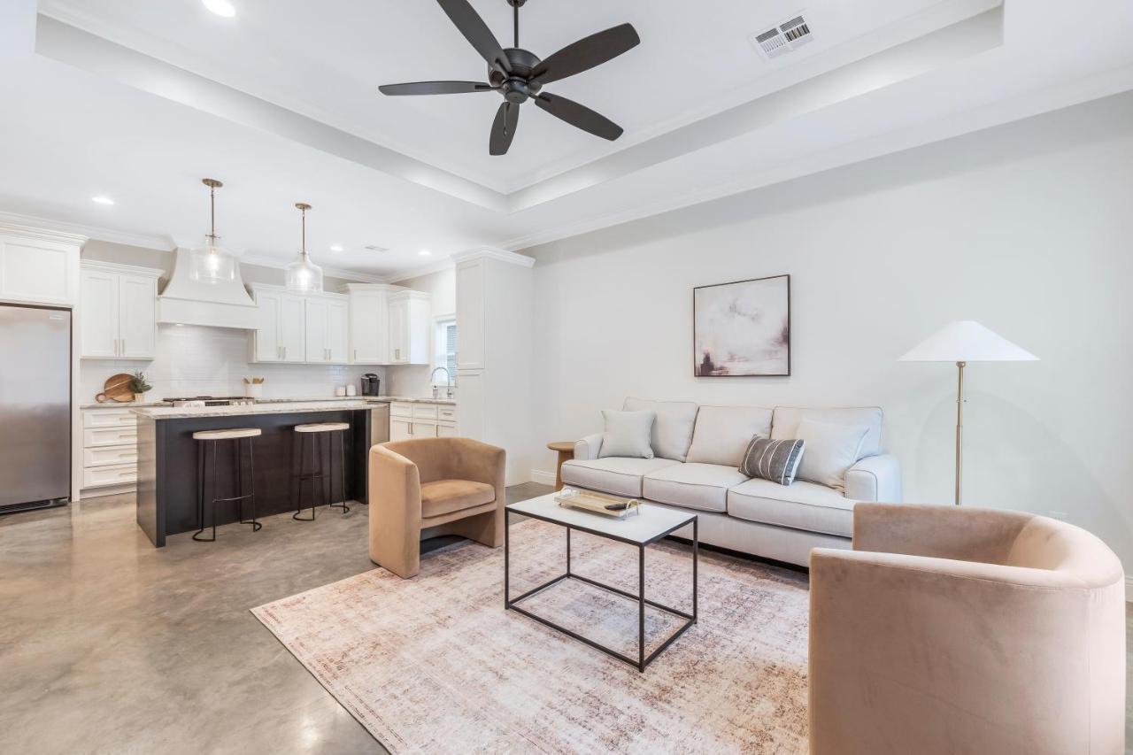 Charming Cottage Built In 2019 Lafayette Exteriör bild