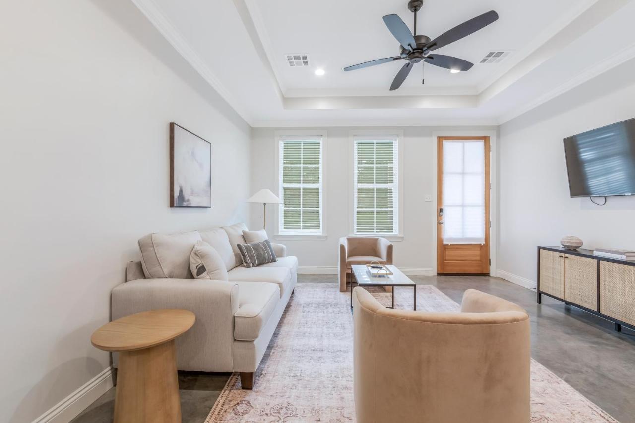 Charming Cottage Built In 2019 Lafayette Exteriör bild